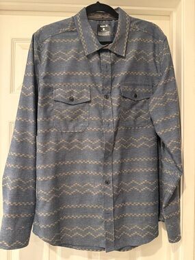 Hurley Blue and Beige Patterned Button-Front Shirt